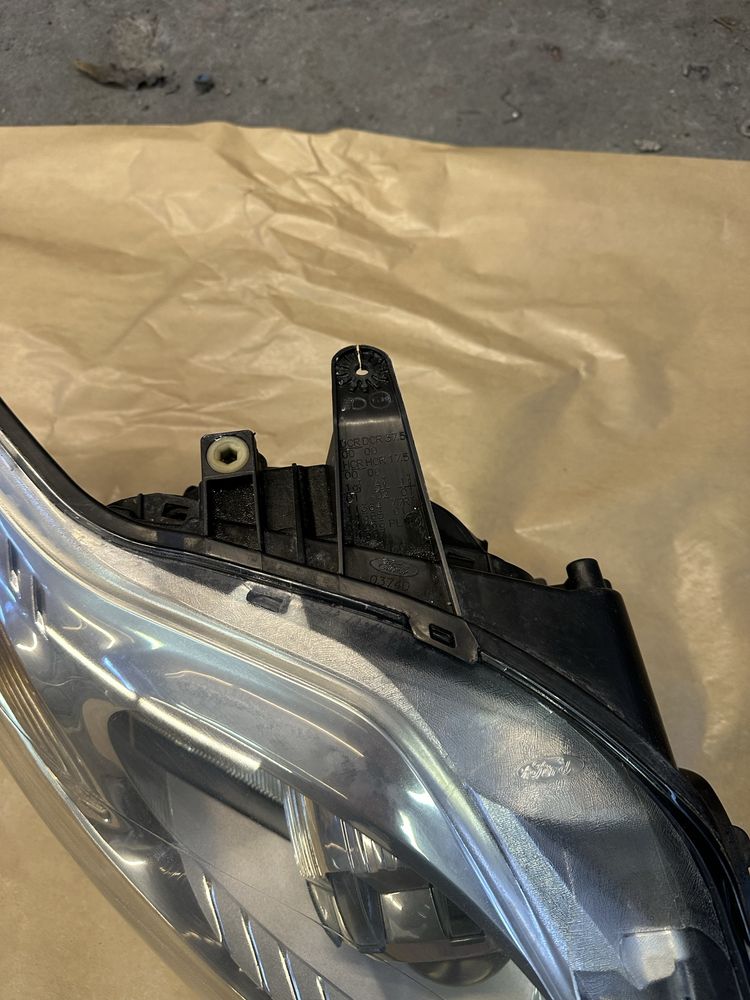 Mondeo mk4 xenon lampa lampy lewa prawa