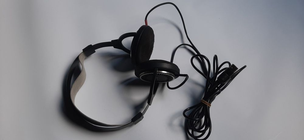 Słuchawki tonsil z PRL-u dla kolekcjonerów