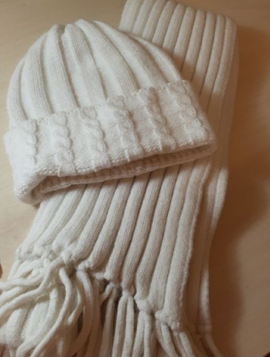 Шапки  та  шарфи