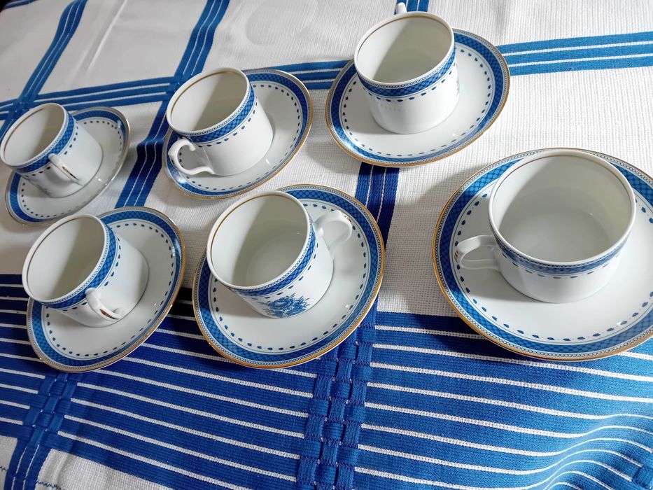 Conjunto Vista Alegre cozinha velha