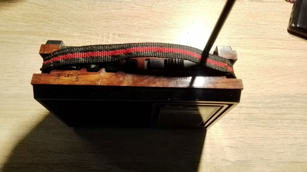 Продам             Радіоприймач