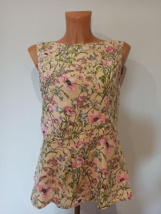 Bluzka na szerokich ramiączkach baskinka w kwiaty