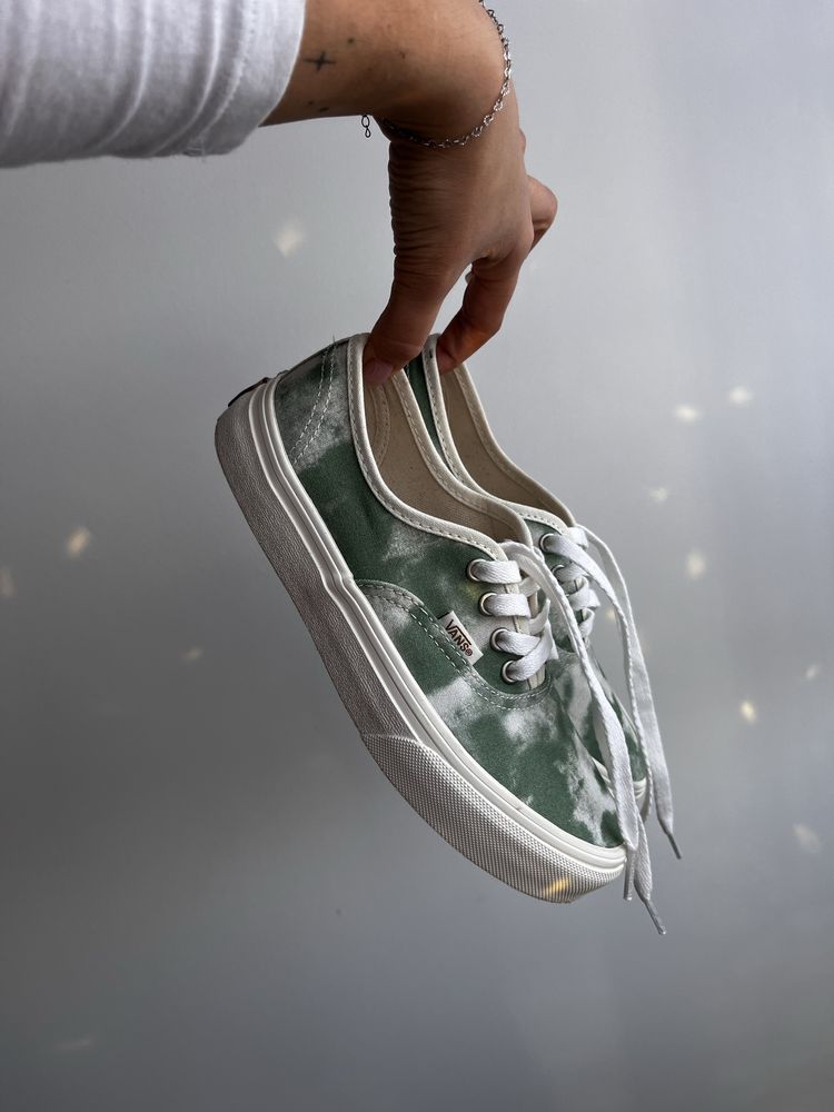 Buty Vans klasyczne rozmiar 34 niskie trampki