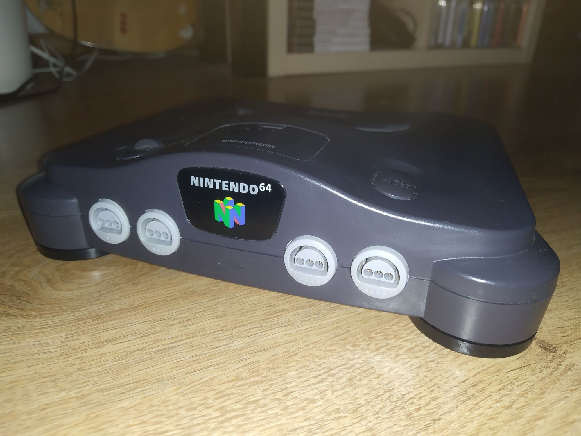 Nintendo 64 + 8 gier + oryginalny pad