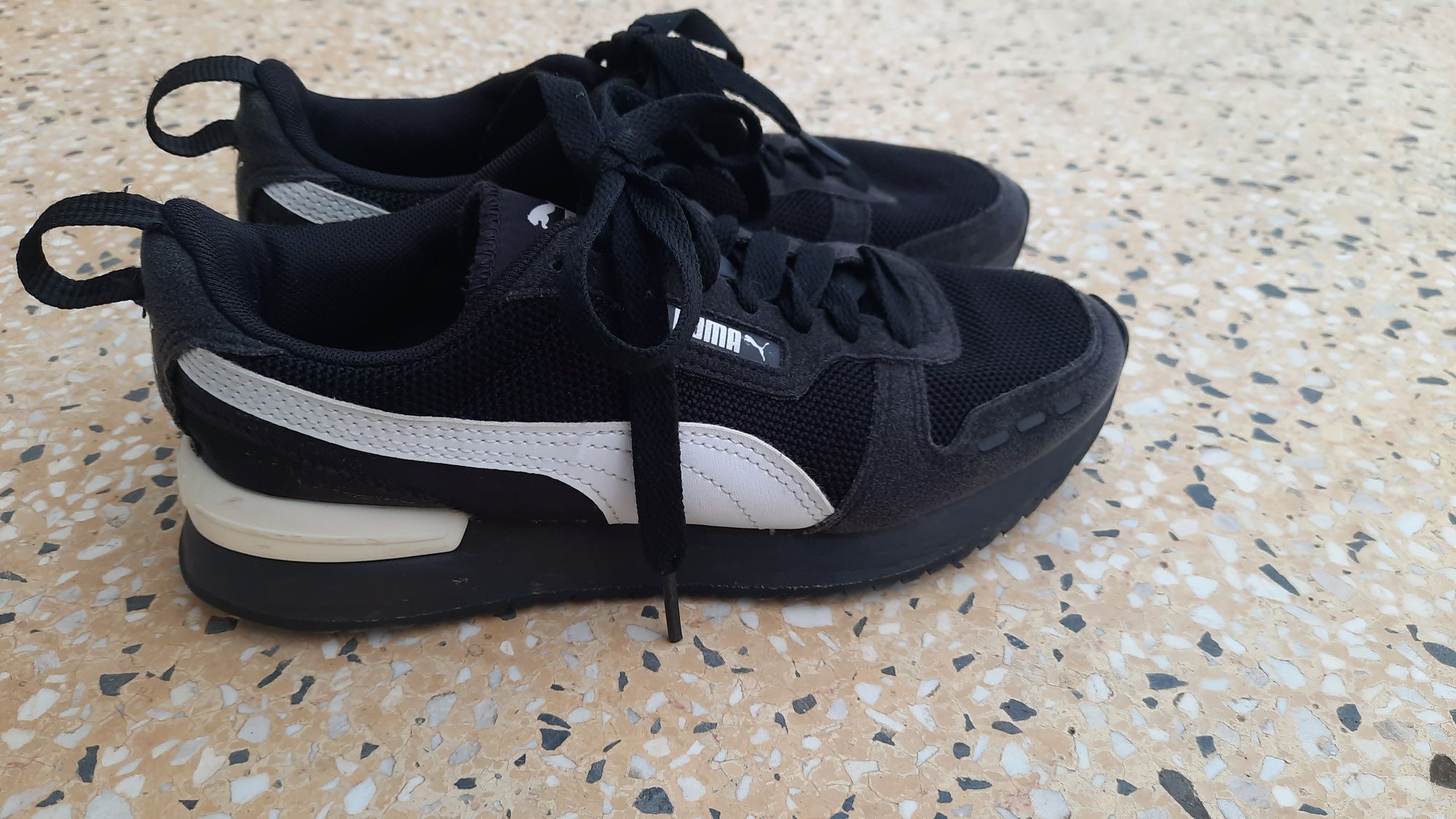 Buty sportowe chłopięce puma rozm.38