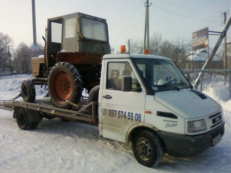эвакуатор    Христиновка  круглосуточно до 3 т .