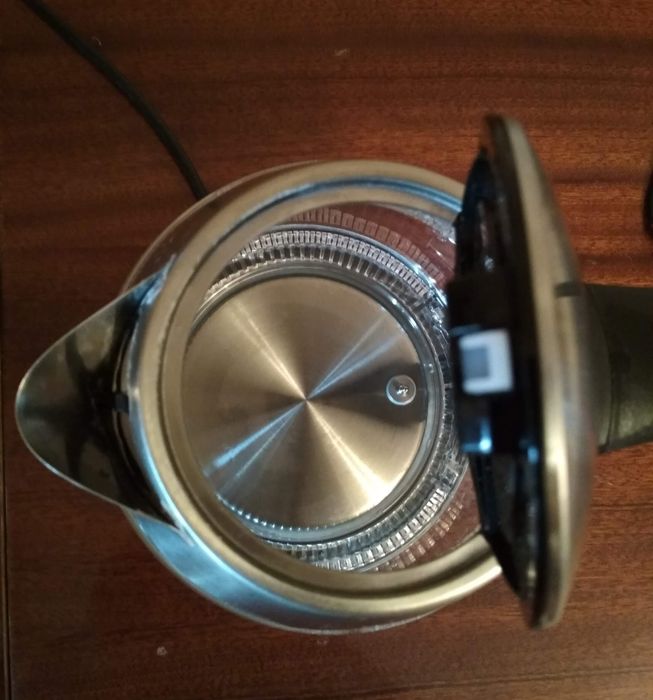 Электрочайник Vitek VT-7047