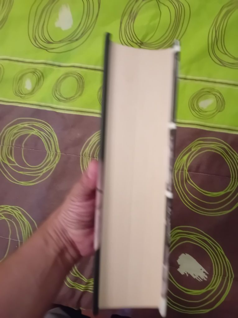 Livro Harry Potter and the deathly hallows