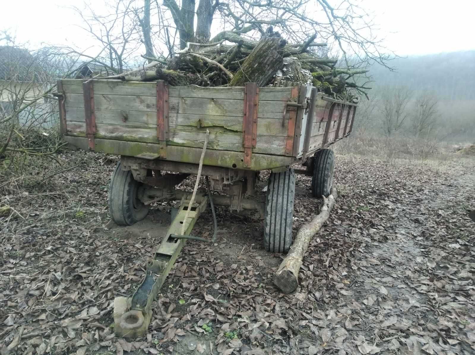 Трактор МТЗ-80 з навісним обладнанням