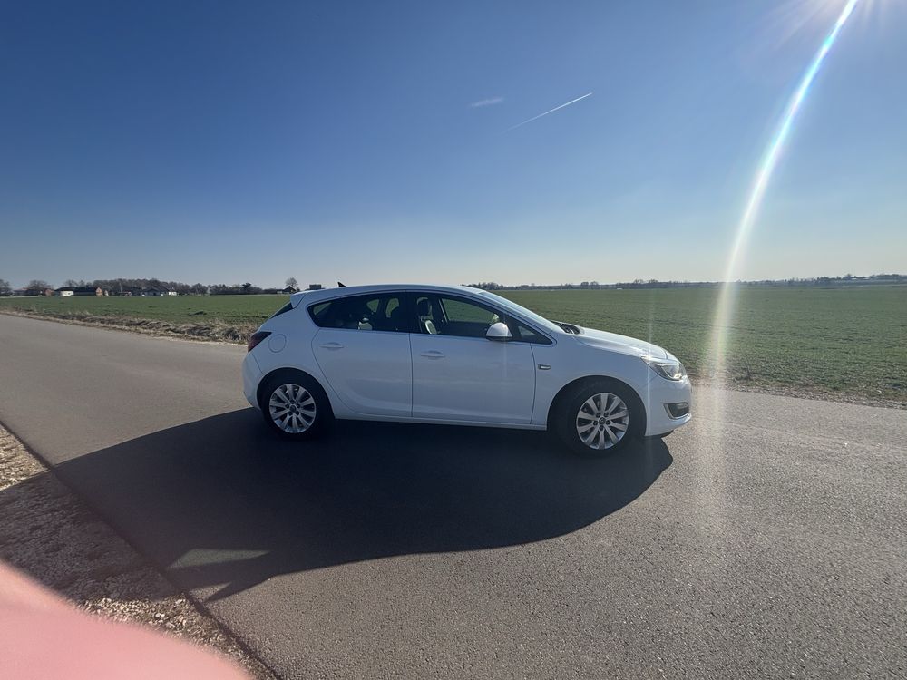 Opel astra j cosmo