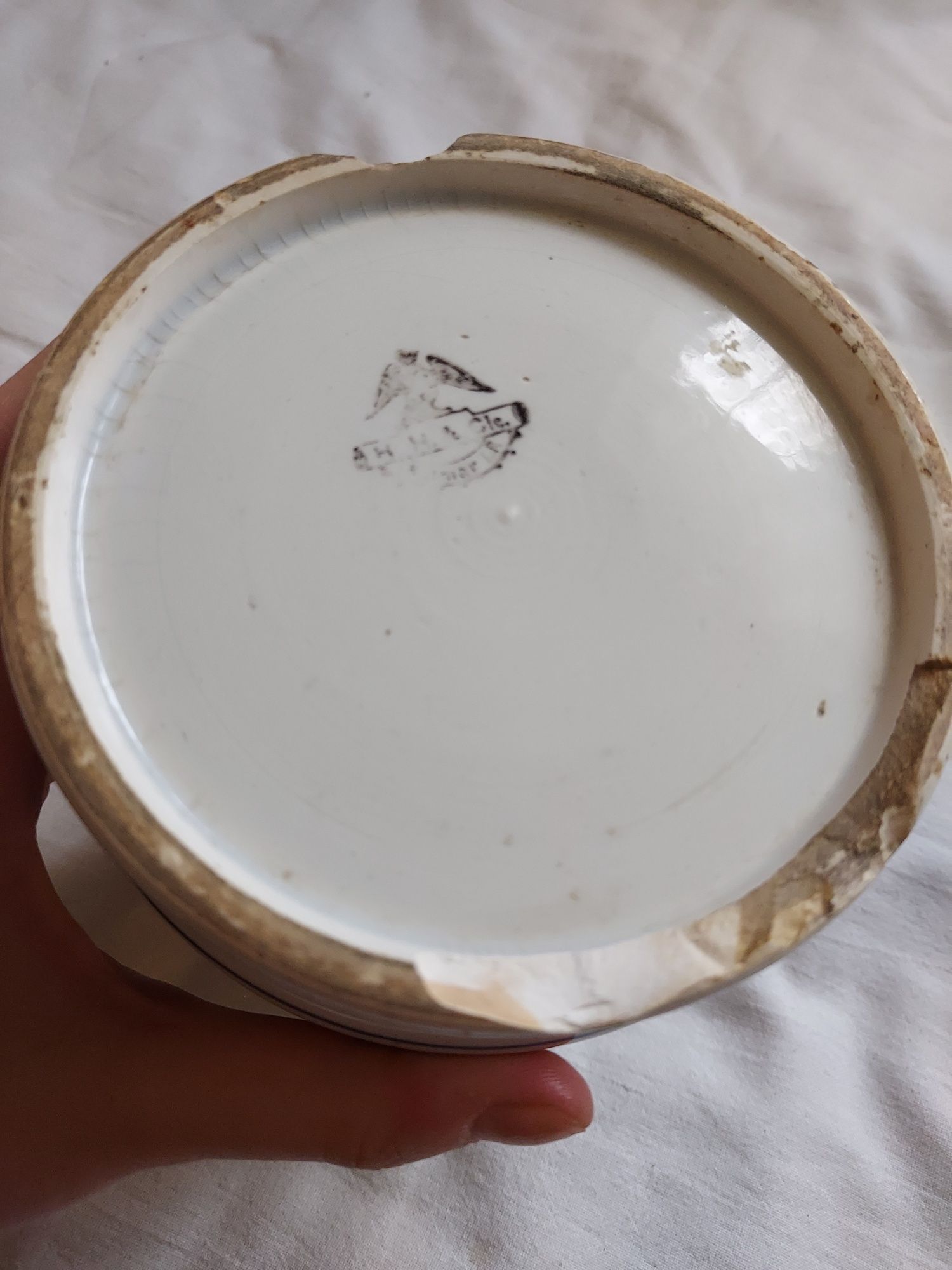 Stary niemiecki pojemnik porcelanowy gries