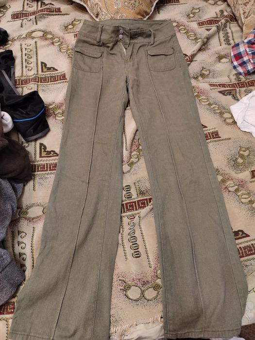 Оливкові клеш штани