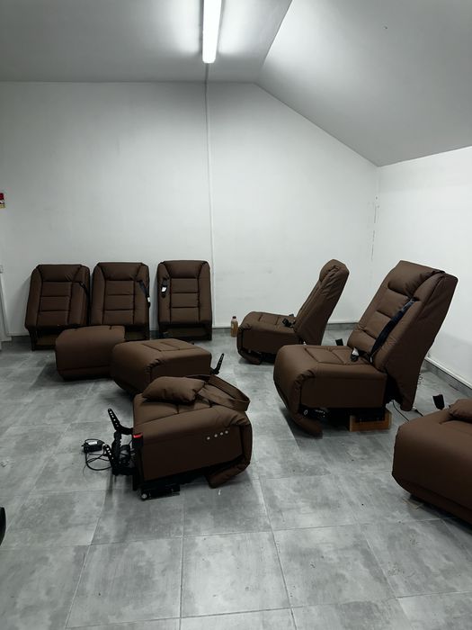 Сидіння реклайнер для мікроавтобуса