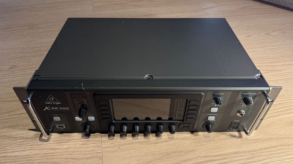 Behringer X32 Rack 40-Input 25-Bus Rackmount Digital Mixer