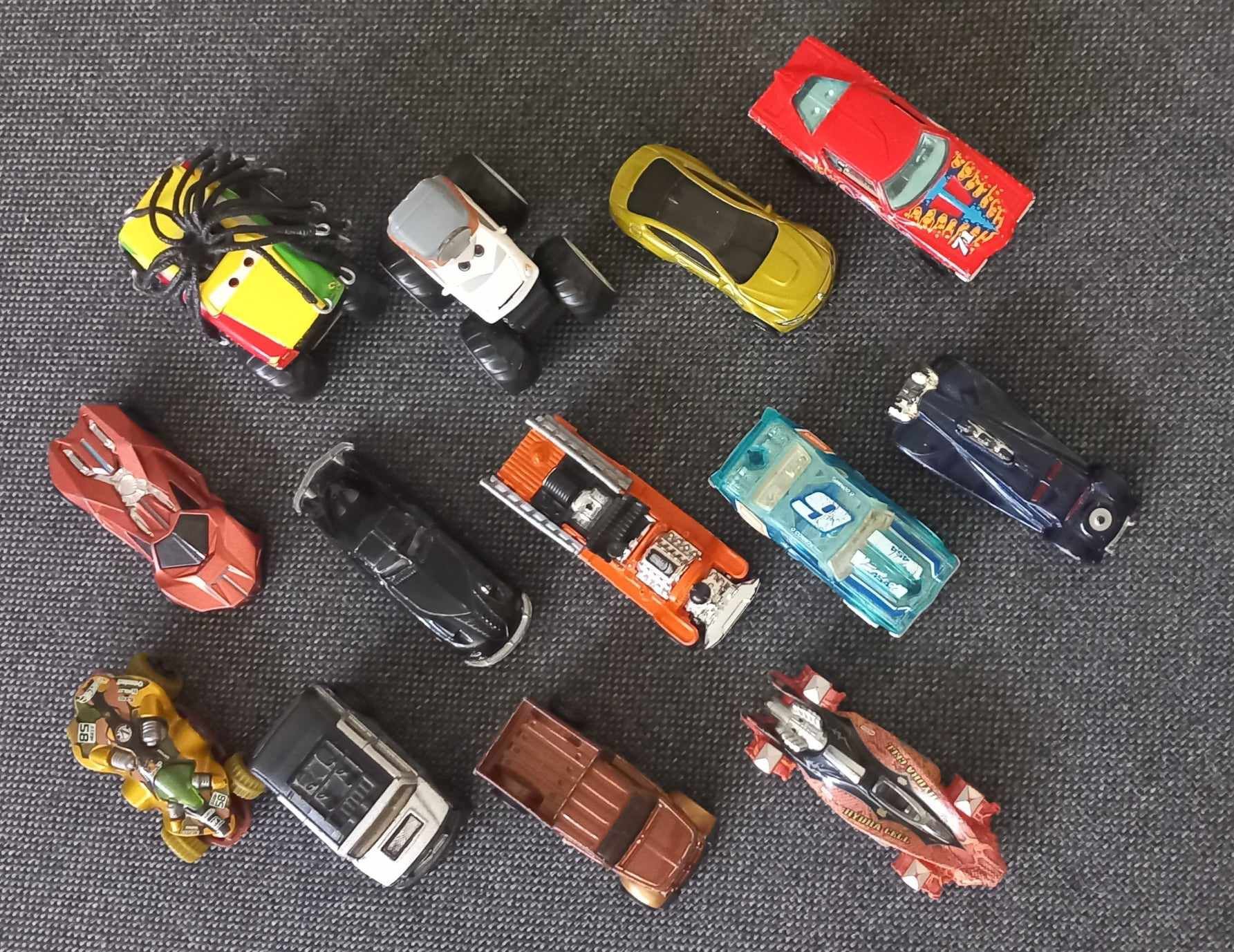 Hotwheels samochodziki orginalne