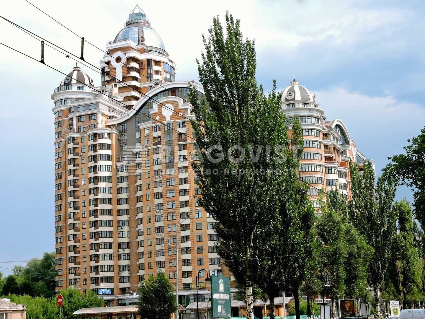 Продается 2 комнатная квартира Леси Украинки 7Б