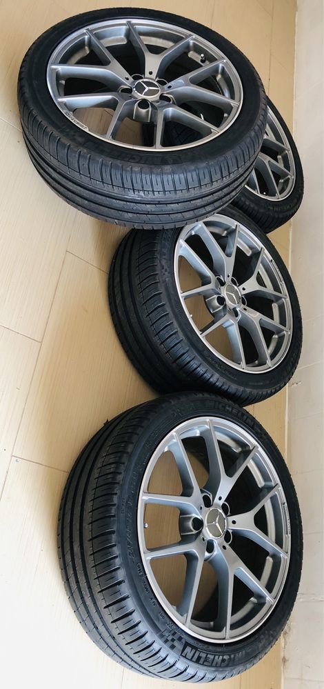 Jantes Amg com pneus Michelin novos