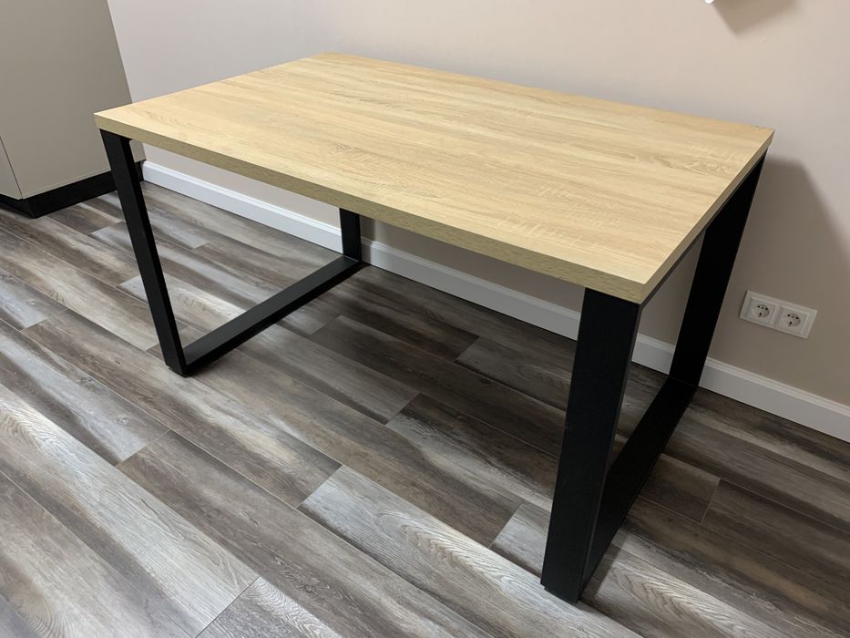 Стіл. Стол . Меблі. Лофт