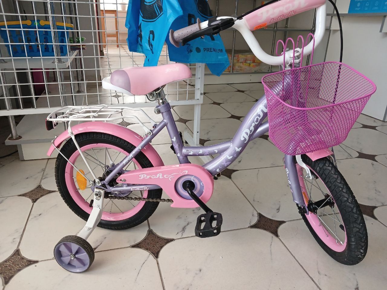 Продам дитячий велосипед Profi.