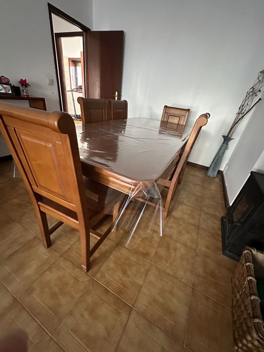 Mesa jantar 6 cadeiras madeira macica