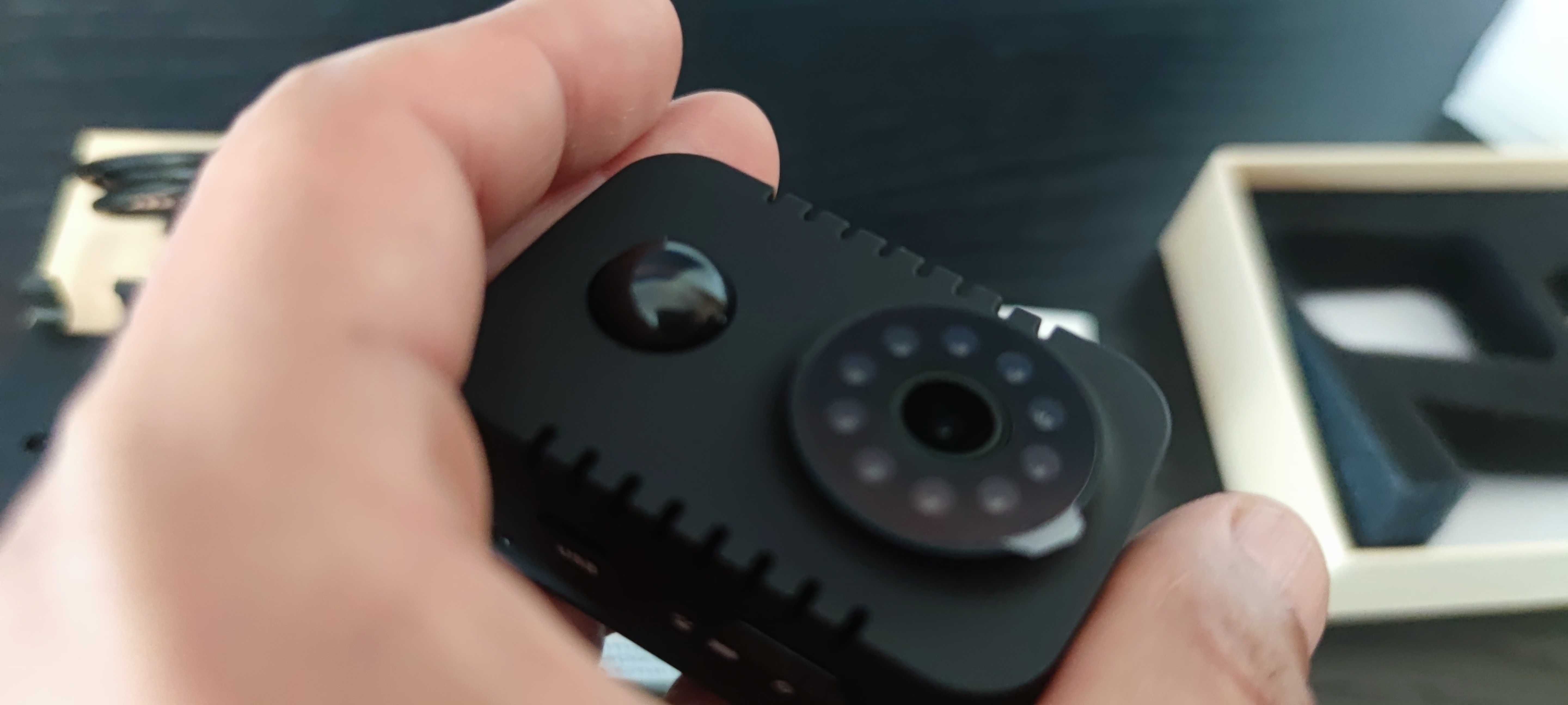 camera minuscula HD 1080p com sensor de movimento facil de trabalhar