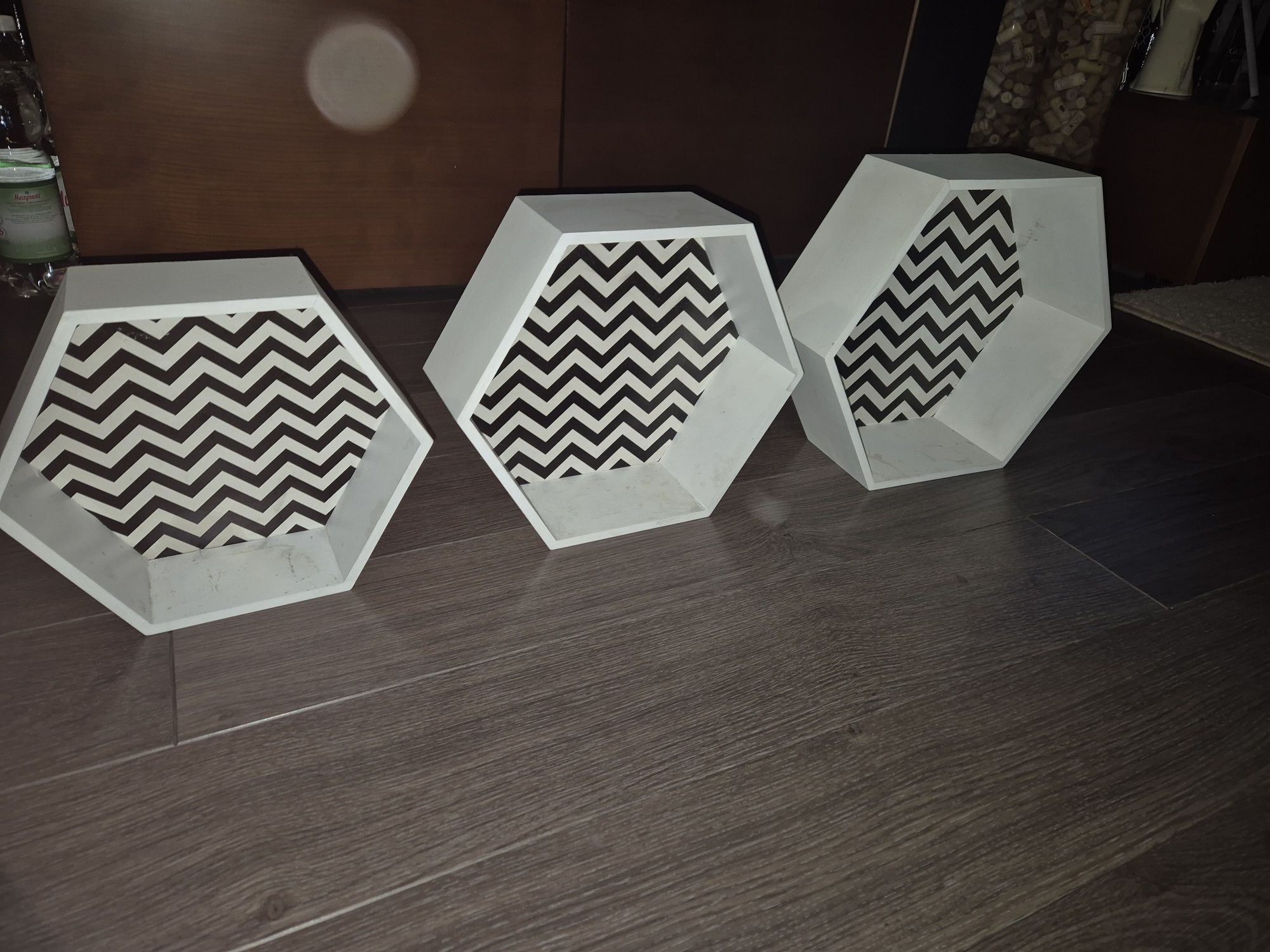 półki plaster miodu
