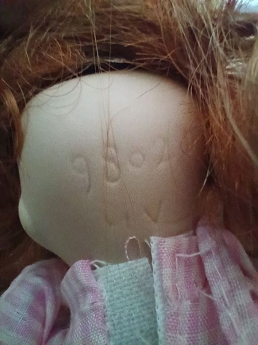 Stara lalka porcelanowa