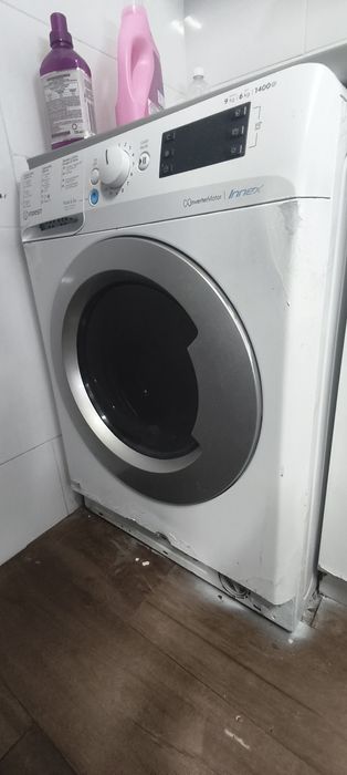 Vendo lava e seca 9kgs