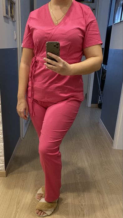 Komplet mundurek medyczny NOWY Różowy