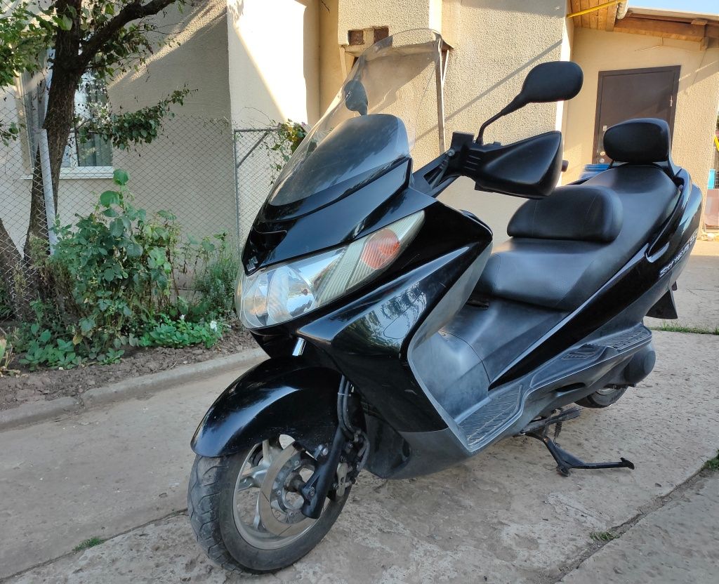 Suzuki skywave 250