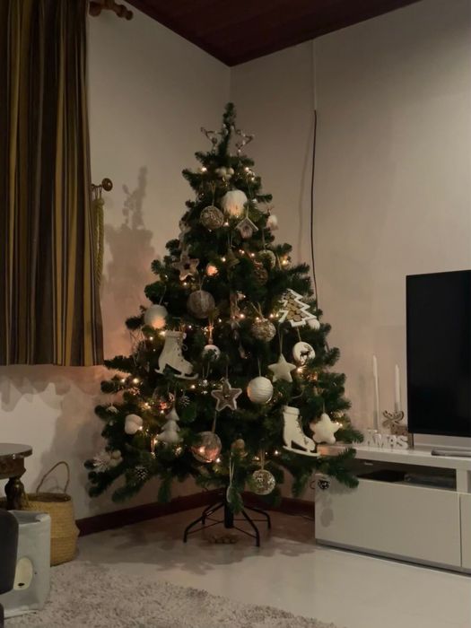 Árvore de Natal 1.8m Leroy Merlin