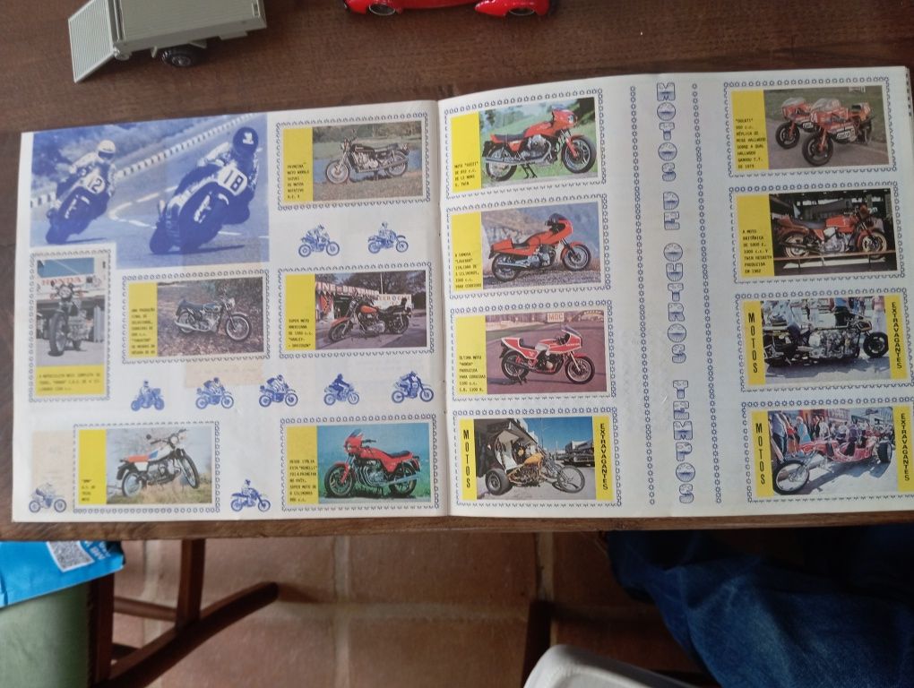 Caderneta Moto Show (completa)
