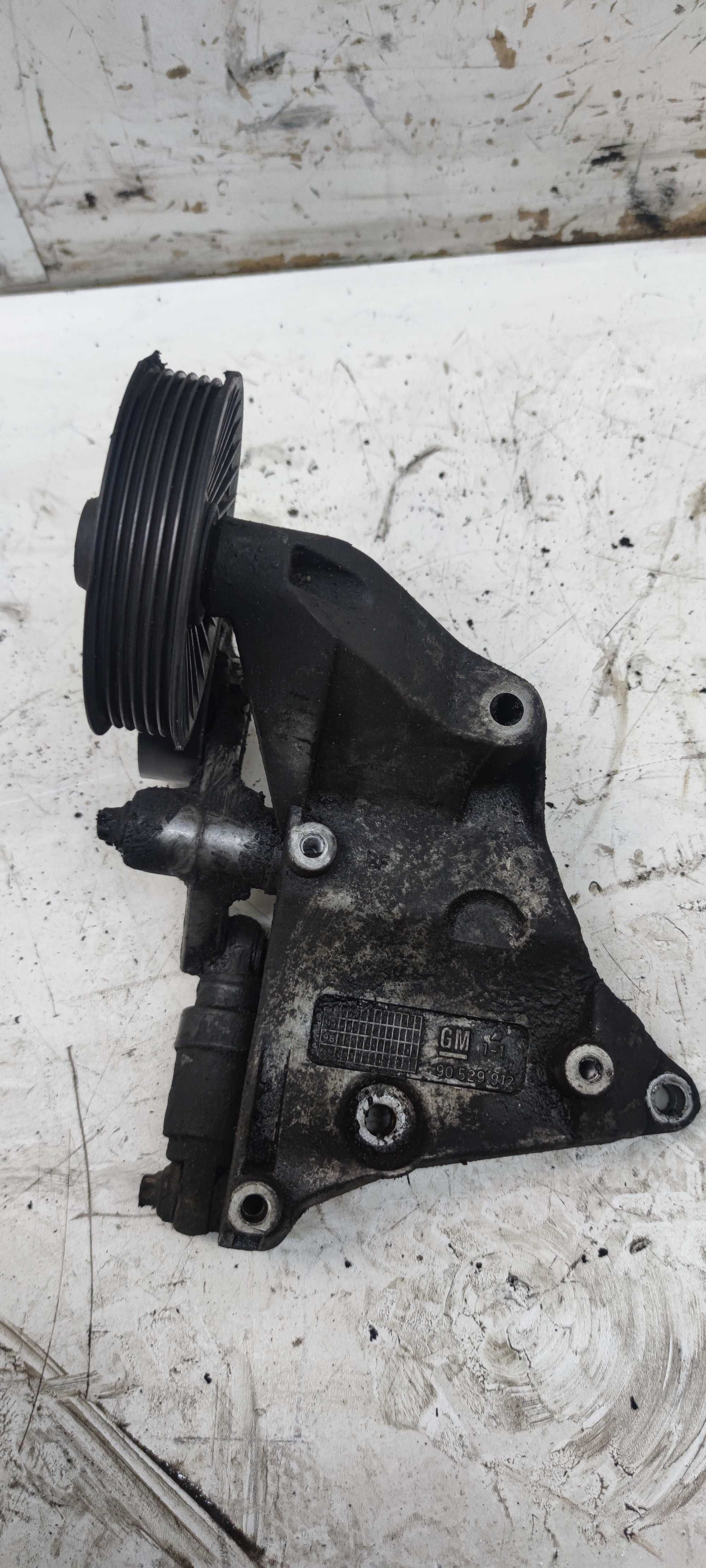 Opel Astra II G Łapa Alternatora 2.0DTL