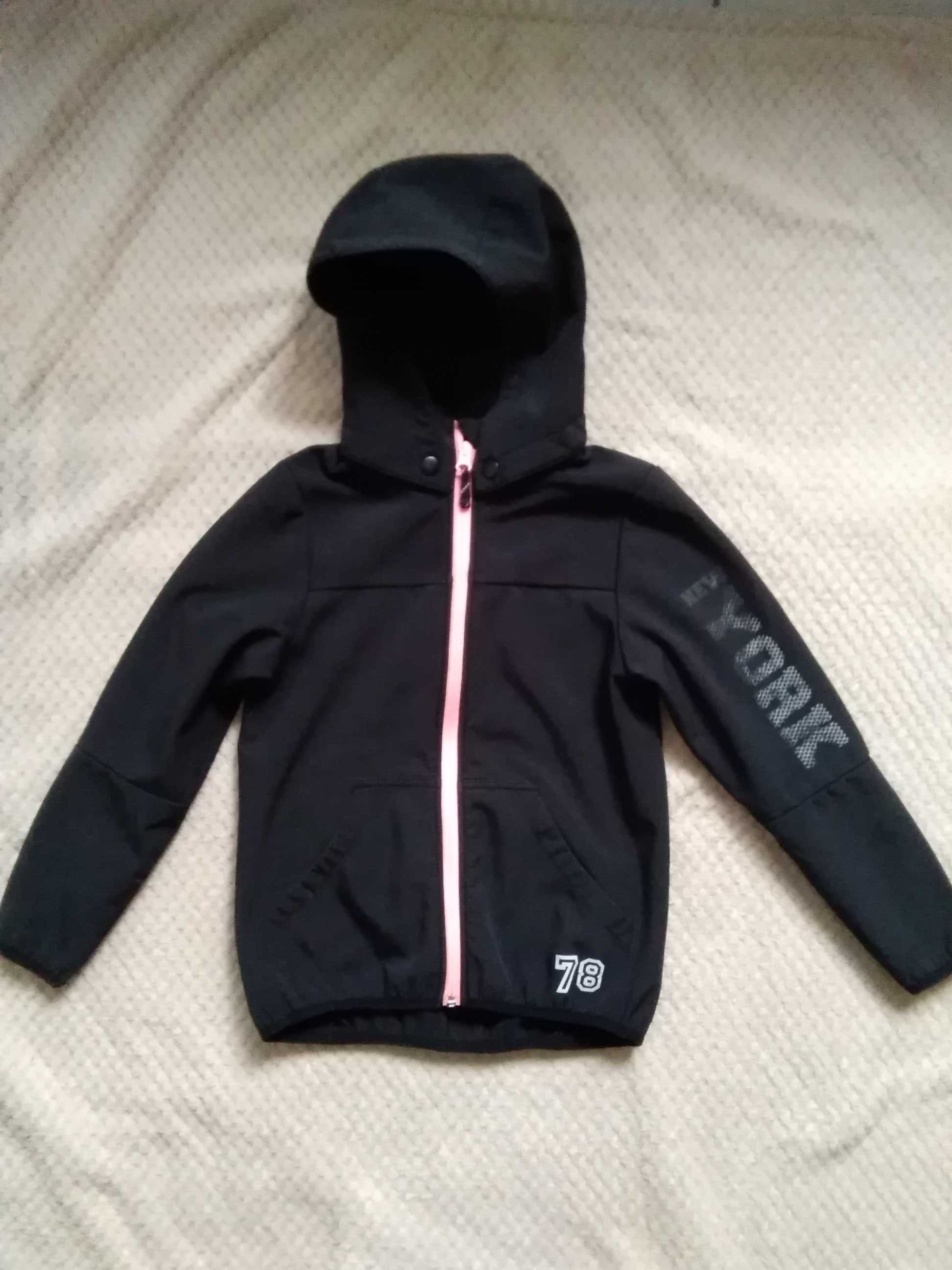 Kurteczka H&M na 9 lat, bluza softshell z odpinanym kapturem,