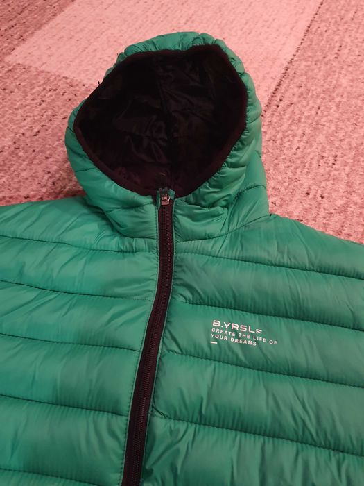 Куртка смарагдова reseved