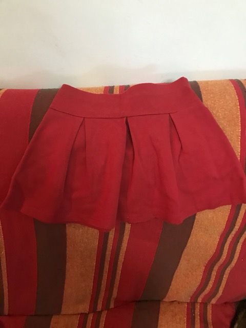 Roupa de menina - Jardineiras, Vestidos, saia e saia com leggins