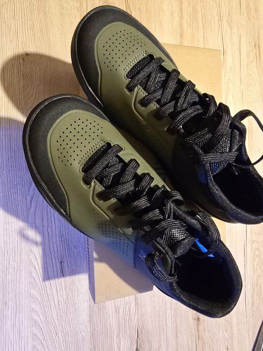 Buty Rowerowe Shimano SH-GR501 Oliwkowe Rozmiar 44 (43 1/3)+ nowe blok