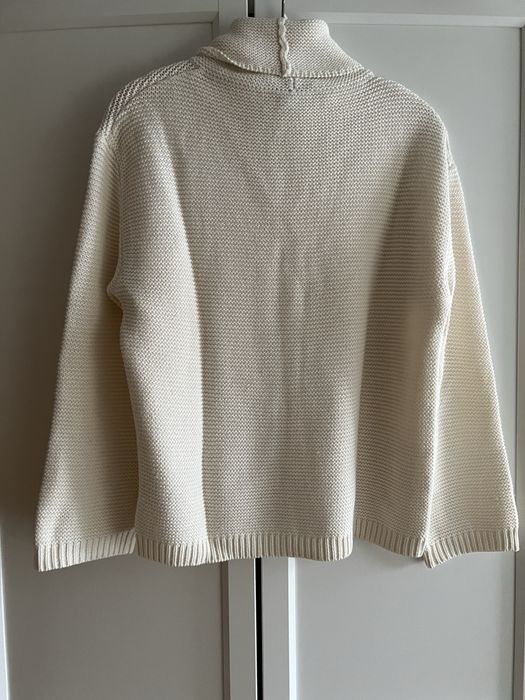 Sweterek golf bialy dziergany H&M XS kremowy