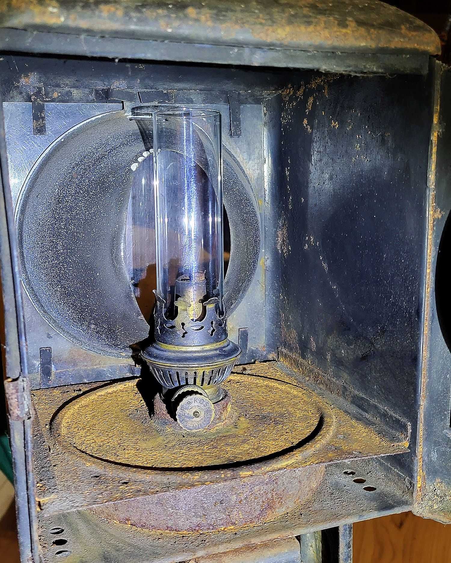 Stara lampa kolejowa naftowa vintage