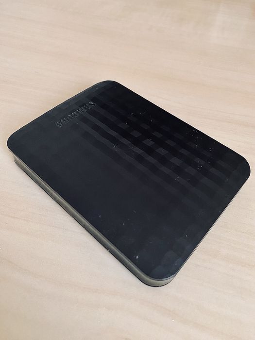 Samsung M3 Portable 2TB (Внешний накопитель)