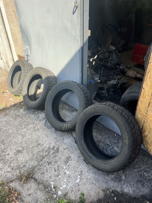 Продам зимнюю резину р16