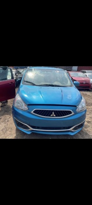Mitsubishi mirage Митсубиси мираж . Дверь двери 100 $.