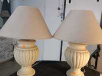 Lampa stołowa do salonu