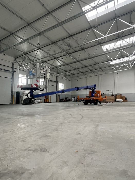 Wynajem podnośnik zwyżka podest 22m/14m