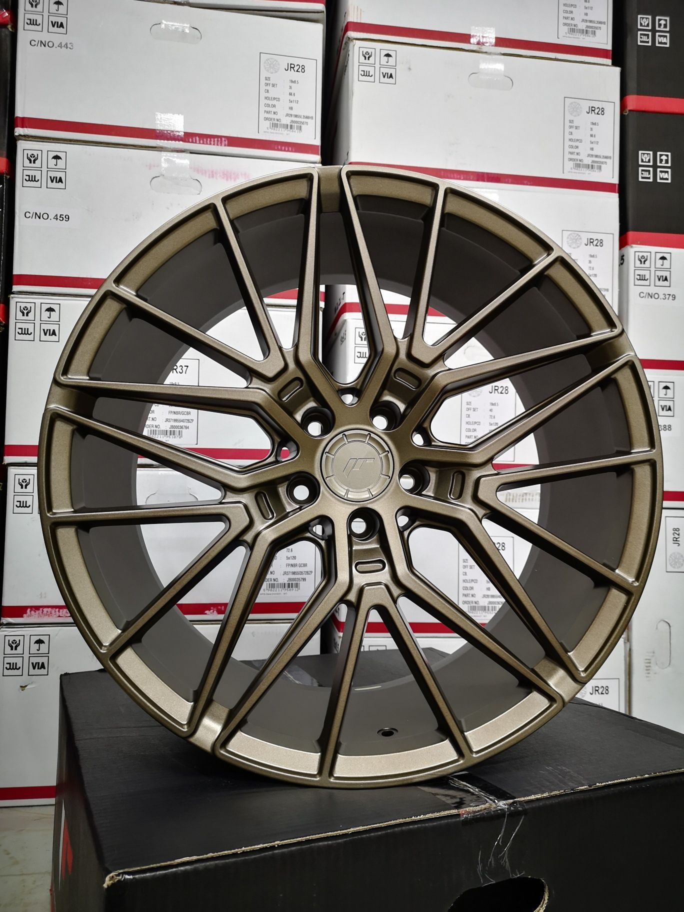 Felgi Japan Racing JR38 20" 20x9" ET35 5x112 Audi A6 C7 C8 A4 B9 A5 F5