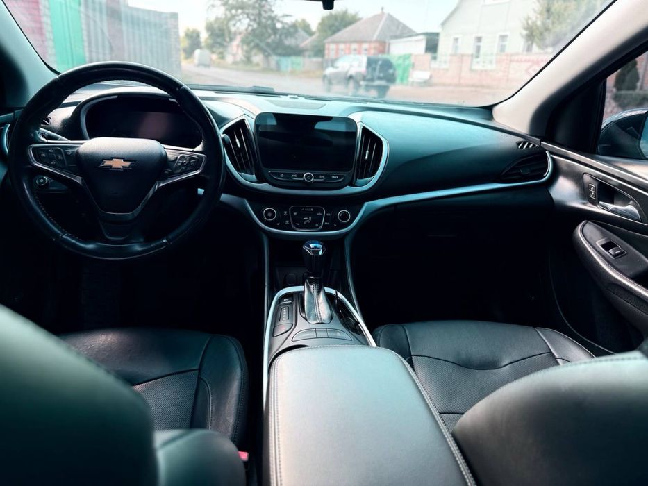 Chevrolet volt 2 LT 2017