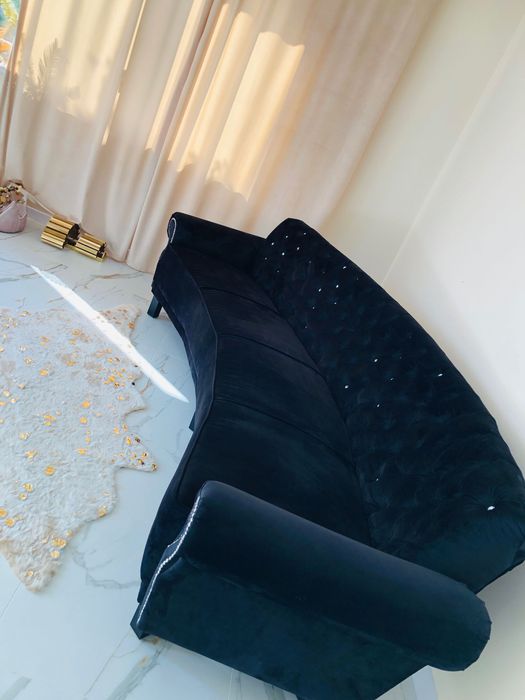 Sofa Glamour Półokrągła Pikowana
