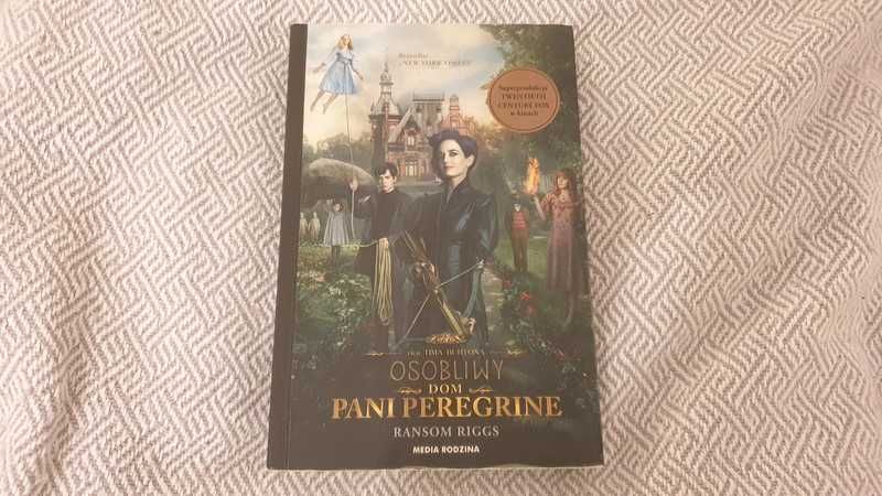 Książka Osobliwy dom Pani Peregrine - Ransom Riggs