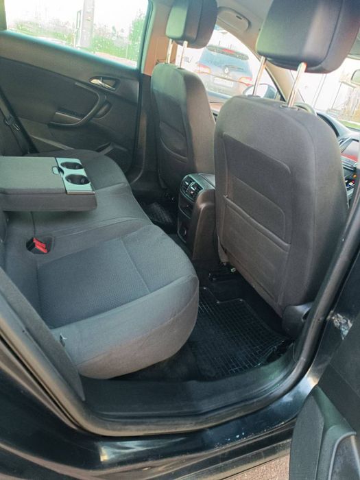 Продам opel insignia