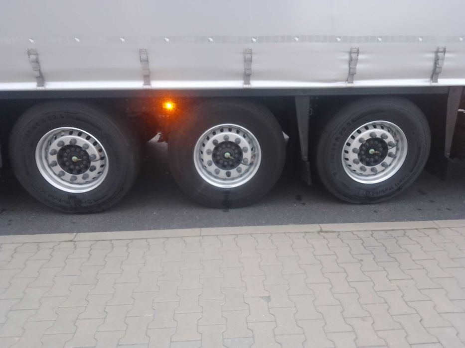 Naczepa Firanka Schmitz